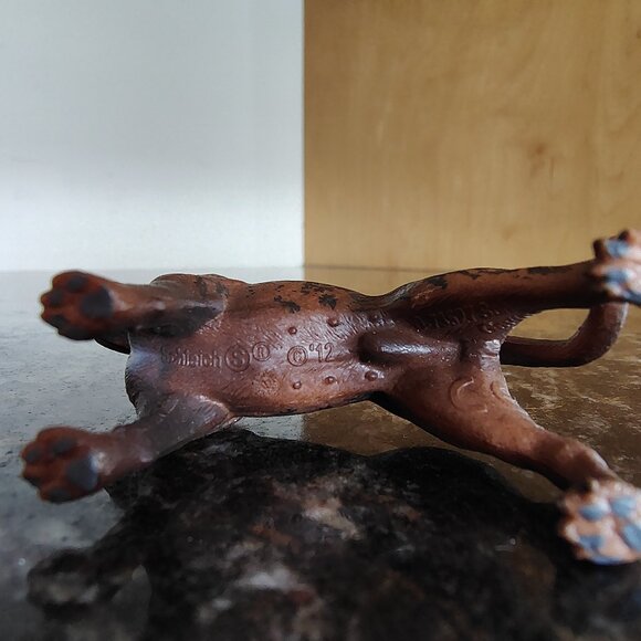 Schleich Retired Boxer Figurine - Picture 14 of 16